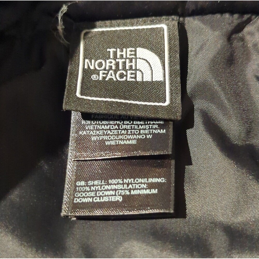 The North Face 550 Down Puffer Vest Womens Small Black Outdoor Gorpcore - Picture 5 of 9